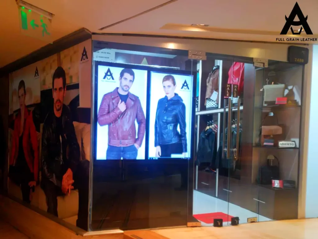 Frente de la tienda de casacas de cuero Full Grain Leather en Miraflores