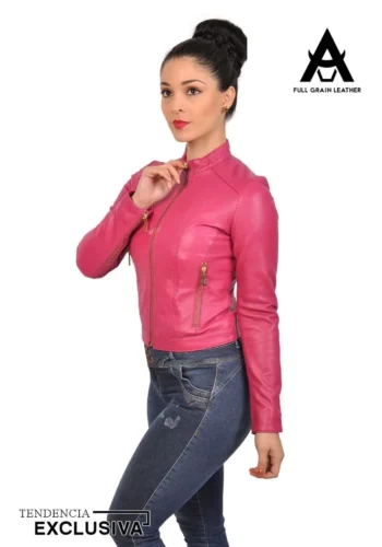 Casaca de cuero fucsia para mujer, modelo Leto